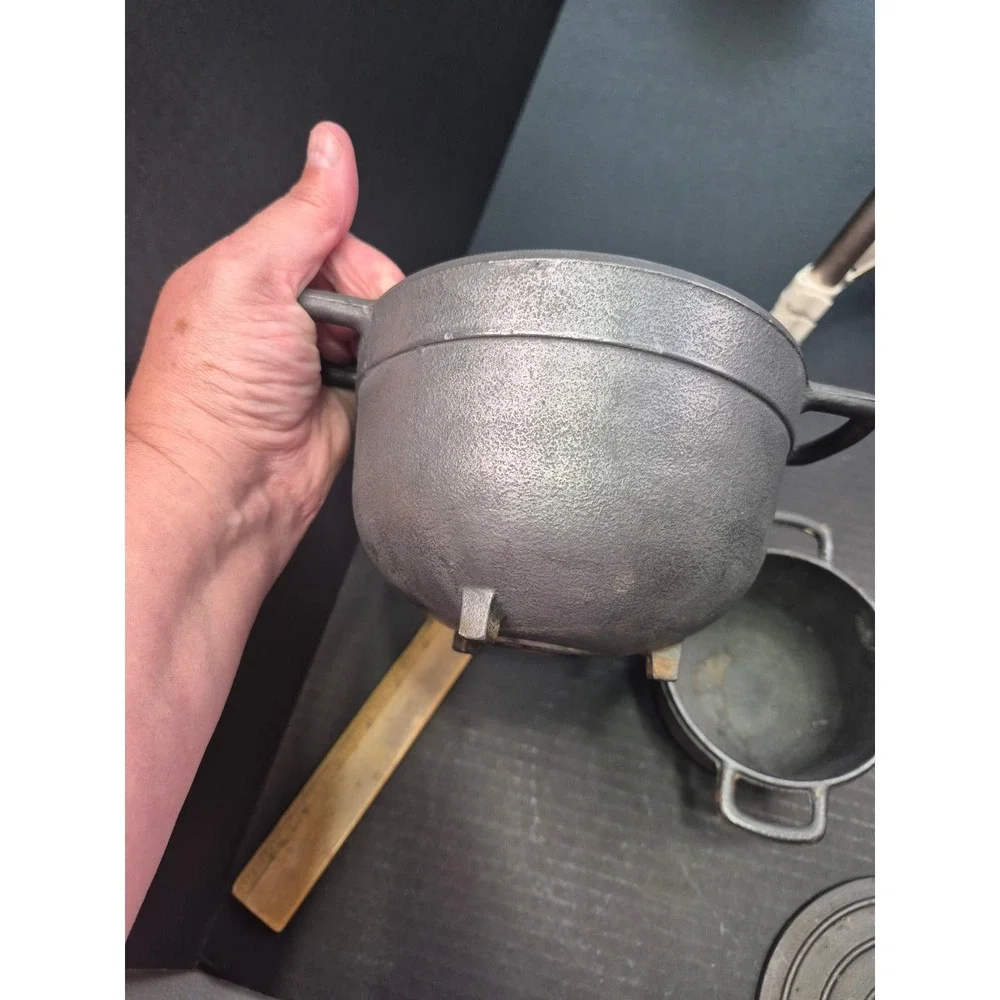Vintage Miniature Cast Iron Cauldron Pots with 1 Lid LE Logo 3 Footed Set of 2